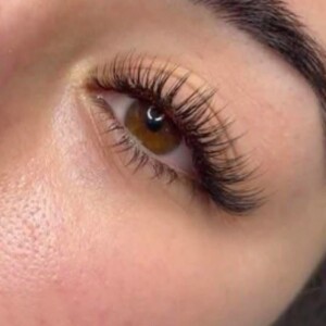 Foto de pestañas negras